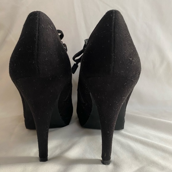 IMPO Black Suede Heels - Picture 4 of 6